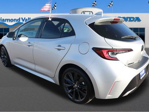 Used 2023 Toyota Corolla XSE image 4