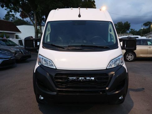 Used 2023 RAM ProMaster 2500 w/ Driver Convenience Group FWD image 2