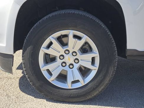 Used 2021 Chevrolet Colorado LT RWD image 12