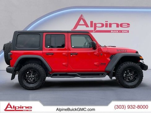 Used 2024 Jeep Wrangler Unlimited Sport AWD/4WD image 6