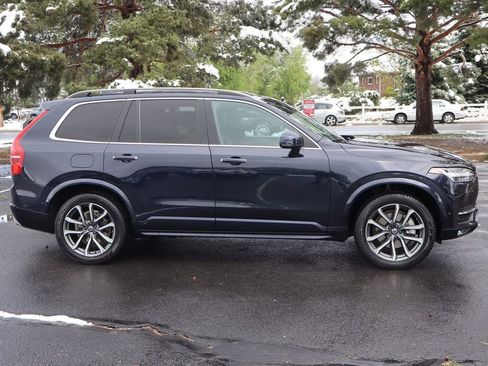 Used 2019 Volvo XC90 T6 Momentum w/ Advanced Package AWD/4WD image 3