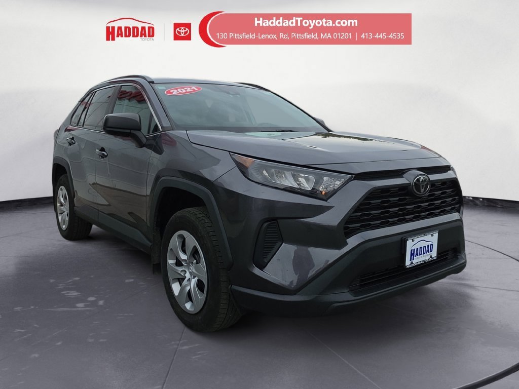 Used 2021 Toyota RAV4 LE AWD/4WD image 8