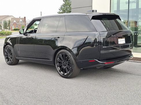 New 2026 Land Rover Range Rover Long Wheelbase SE AWD/4WD image 4