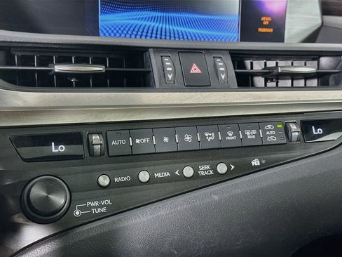 Used 2020 Lexus ES 350 w/ Premium Package FWD image 23