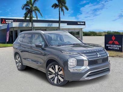 New 2025 Mitsubishi Outlander SEL