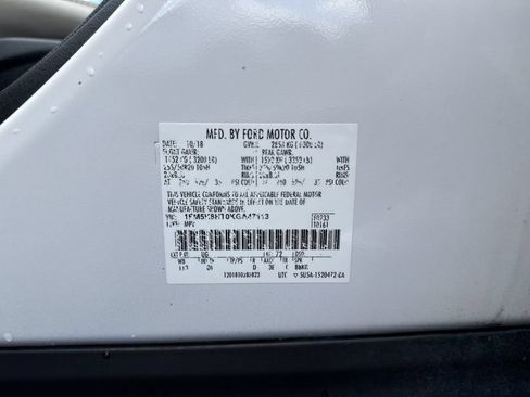 Used 2019 Ford Explorer Platinum AWD/4WD image 28