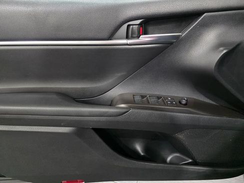 Used 2024 Toyota Camry SE FWD image 10
