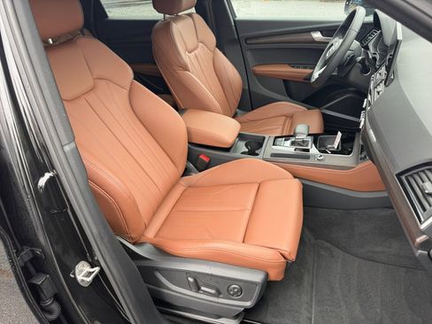 Certified 2025 Audi Q5 2.0T Premium Plus w/ Premium Plus Package image 28