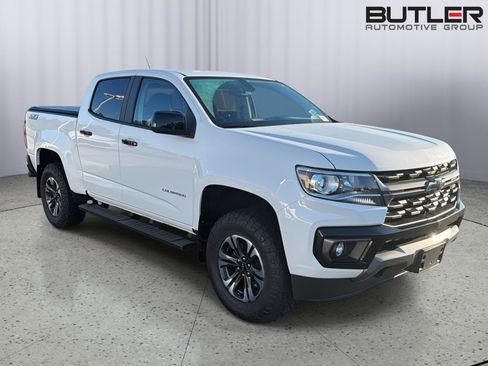 Used 2022 Chevrolet Colorado Z71 w/ Trail Boss Package AWD/4WD image 8