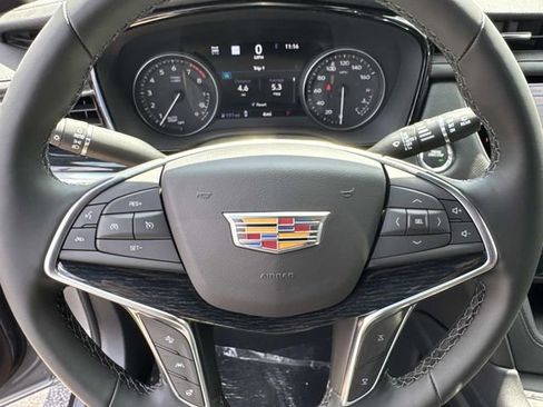 New 2026 Cadillac XT5 Premium Luxury w/ Driver Assist Package AWD/4WD image 23