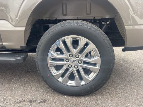 New 2025 Ford F150 Lariat w/ Equipment Group 502A High image 11