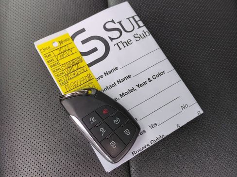 Used 2023 Chevrolet Suburban Premier image 35