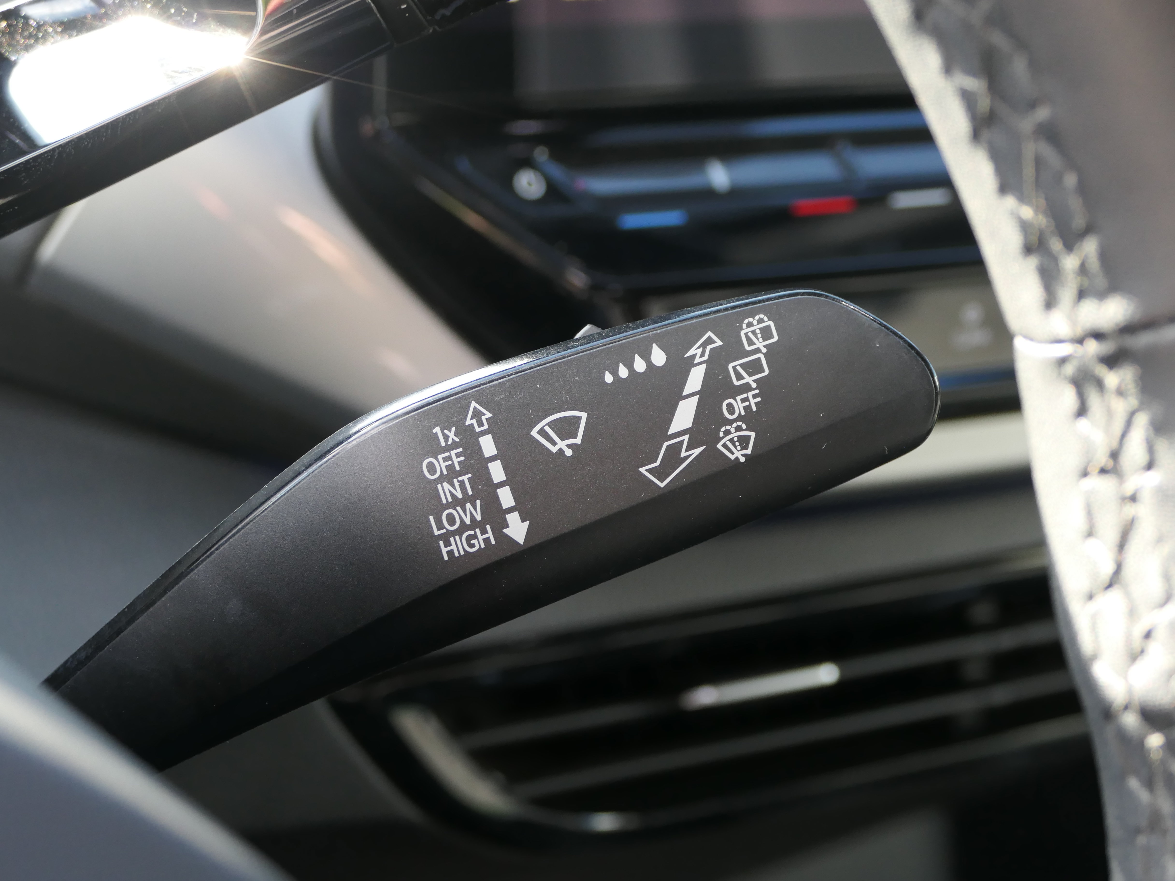 Used 2023 Volkswagen ID.4 Pro RWD image 17
