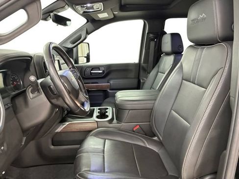 Used 2023 Chevrolet Silverado 2500 High Country w/ Z71 Off-Road Package AWD/4WD image 12