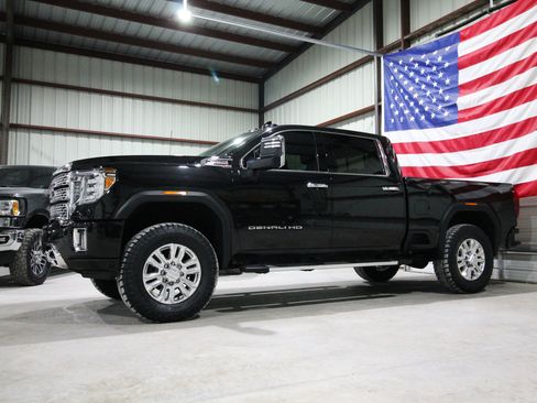 Used 2022 GMC Sierra 2500 Denali w/ Denali Ultimate Package AWD/4WD image 4