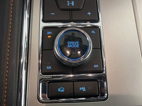 Used 2024 Ford Expedition Timberline image 9