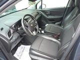 Certified 2022 Chevrolet Trax LT w/ LT Convenience Package image 3