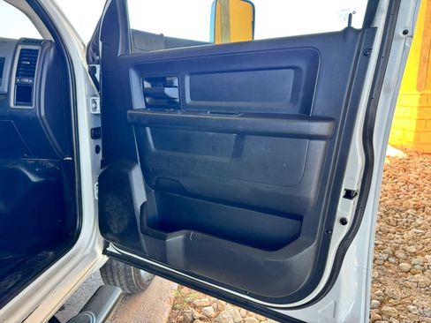 Used 2018 RAM 3500 Tradesman w/ Chrome Appearance Group AWD/4WD image 24