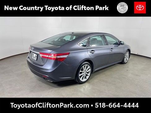 Used 2014 Toyota Avalon XLE Touring FWD image 3