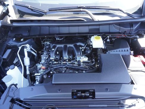 New 2026 Nissan Pathfinder Platinum image 7