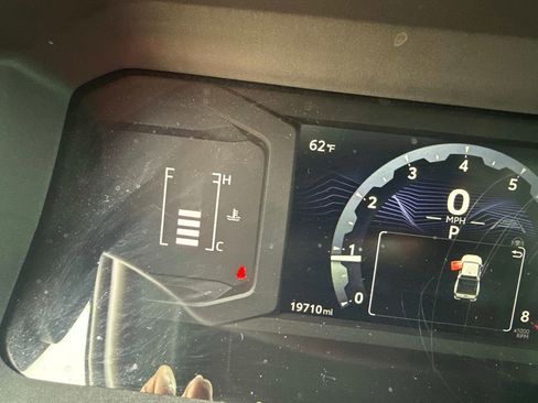 Used 2024 Toyota Tacoma SR5 image 25