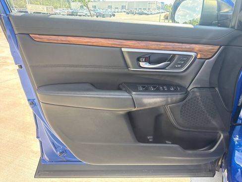 Used 2021 Honda CR-V Touring image 14