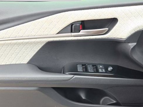 Certified 2025 Toyota Camry XLE FWD image 21