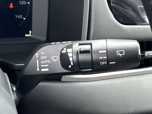 New 2025 Mitsubishi Outlander SEL image 29