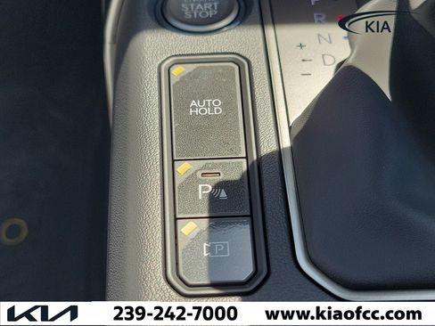 New 2027 Kia Seltos S FWD image 28