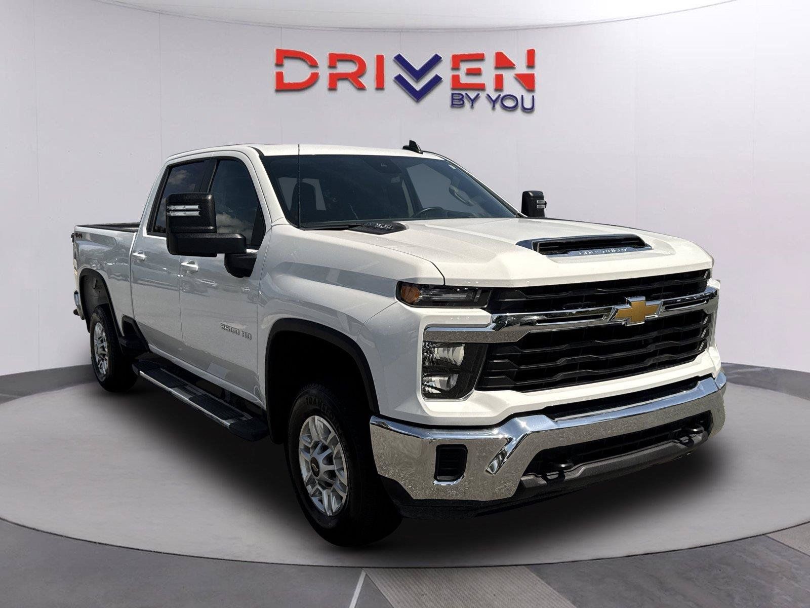 Used 2026 Chevrolet Silverado 2500 LT AWD/4WD image 1