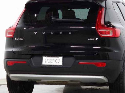 Certified 2023 Volvo XC40 B5 Plus w/ Protection Package Premier image 12