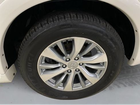 Used 2017 INFINITI QX80 4WD image 17
