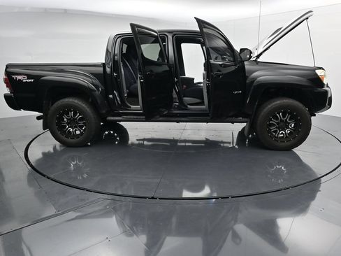 Used 2013 Toyota Tacoma 4x4 Double Cab w/ TRD Sport Pkg image 39