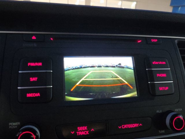 Used 2015 Kia Sedona LX FWD image 14