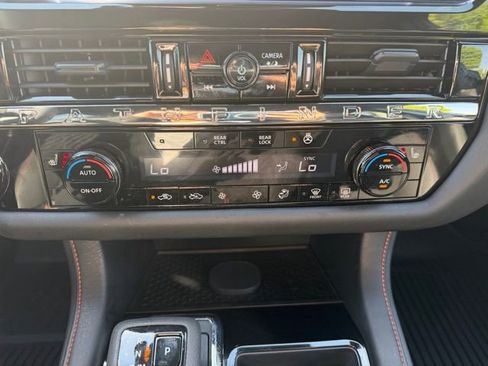 Used 2026 Nissan Pathfinder Rock Creek w/ Rock Creek Premium Package image 21