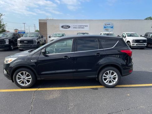 Used 2019 Ford Escape SE w/ Ford Safe & Smart Package AWD/4WD image 8