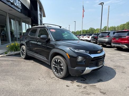 Used 2022 Chevrolet TrailBlazer LT w/ Convenience Package AWD/4WD image 7
