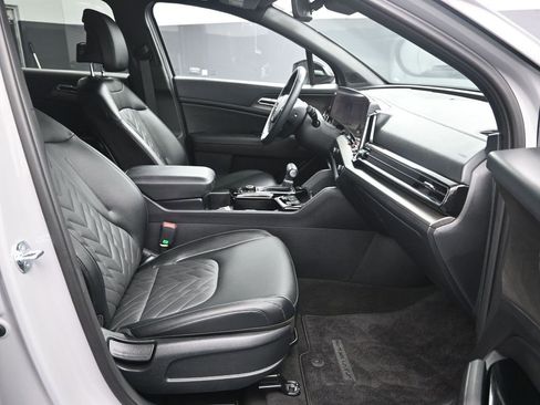 Certified 2025 Kia Sportage X-Pro image 42