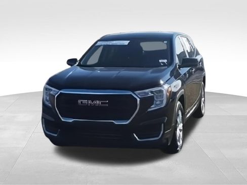 Used 2024 GMC Terrain SLE FWD image 3