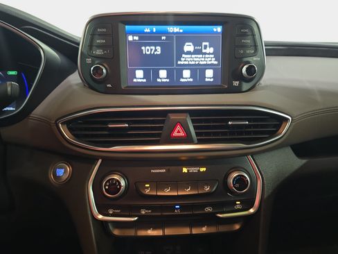 Used 2020 Hyundai Santa Fe SEL FWD image 17