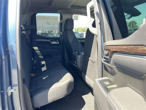 New 2026 GMC Sierra 1500 Elevation w/ LPO, Elevation Black Package image 30