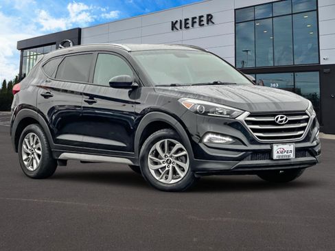 Used 2018 Hyundai Tucson SEL image 2