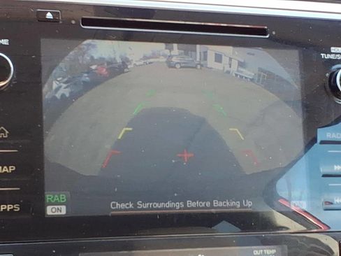 Used 2018 Subaru Outback 2.5i Limited image 12