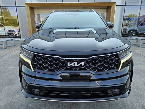 Used 2022 Kia Sorento SX Prestige w/ Panoramic Sunroof Package AWD/4WD image 2