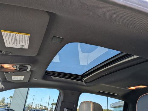 Used 2023 GMC Canyon AT4 w/ AT4 Premium Package image 27