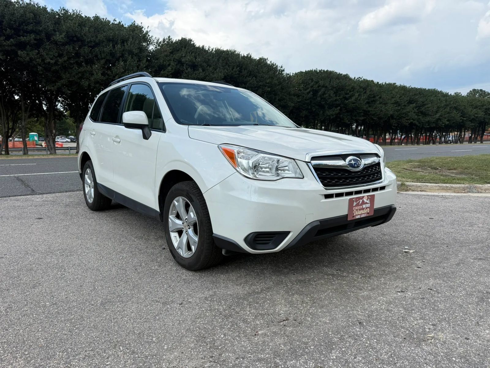 Used 2016 Subaru Forester 2.5i Premium w/ Popular Package #2 AWD/4WD image 2