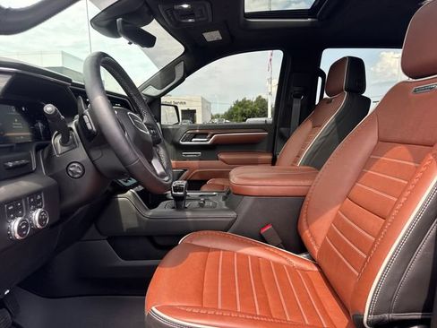 Used 2026 GMC Sierra 1500 Denali Ultimate AWD/4WD image 13