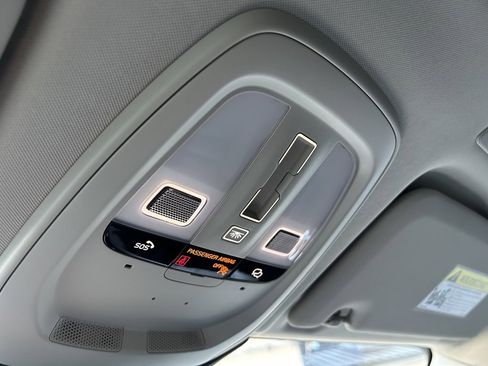 Certified 2025 Volvo XC60 B5 Plus image 35