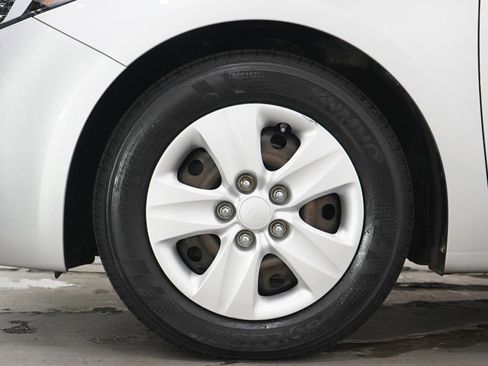 Used 2018 Kia Forte LX FWD image 27