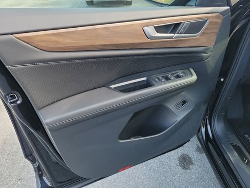 New 2026 Volkswagen Atlas SE AWD/4WD image 32